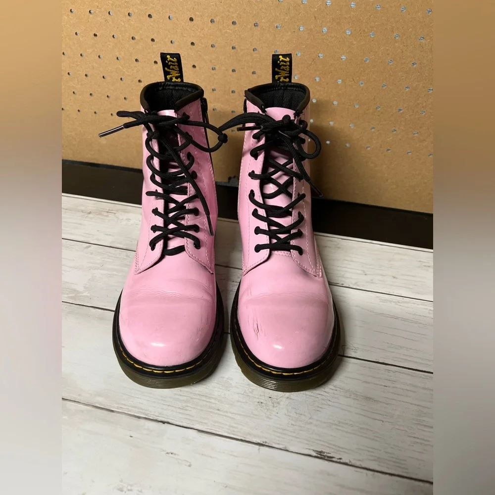 Dr. Martens Glossy Pink Combat Boots size 5 M - Picture 2 of 10